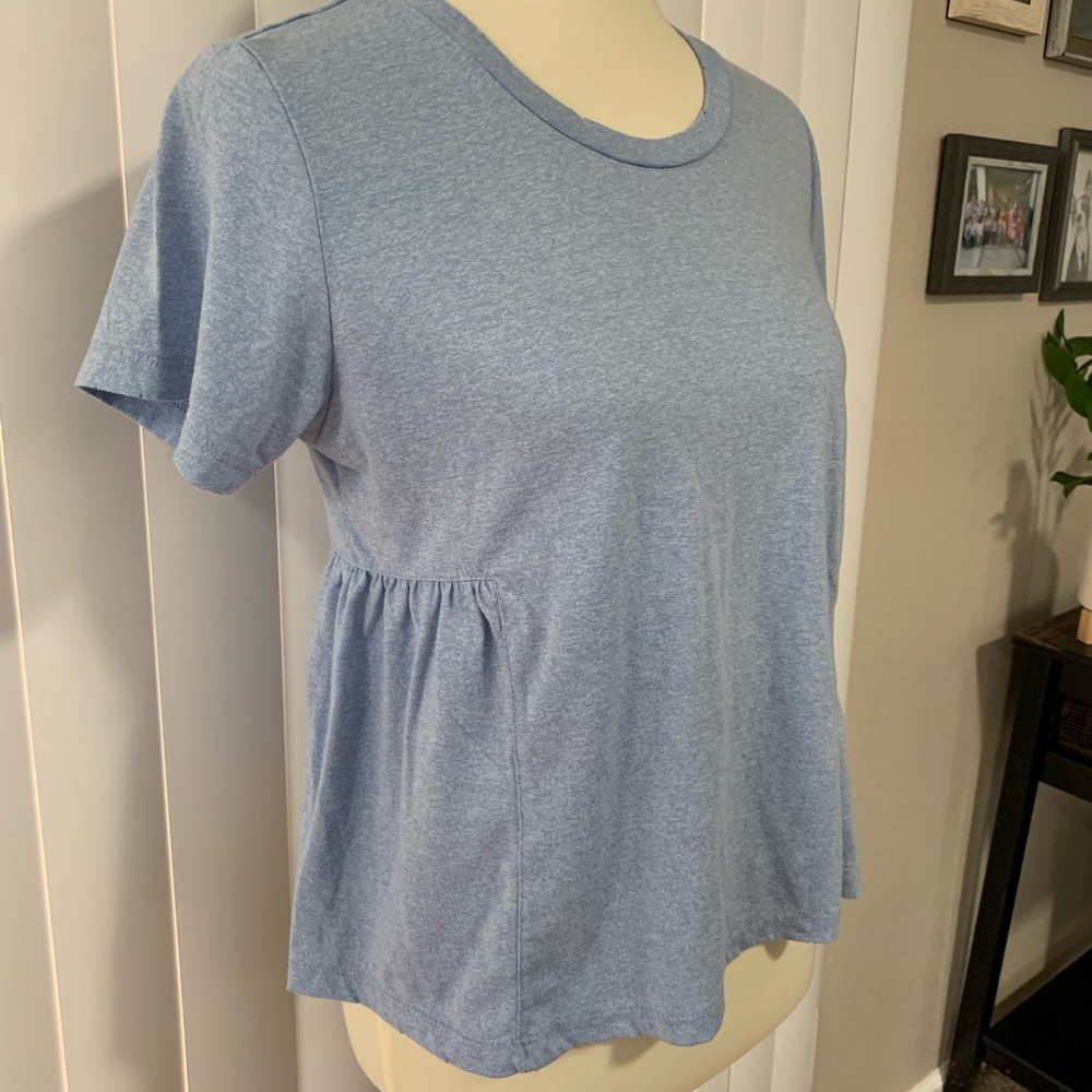 American rag long crop tee baby blue